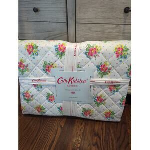 Cath Kidston Pink Bunches Floral King Size Quilt